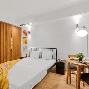 Charming Unirii Apartment Bucharest